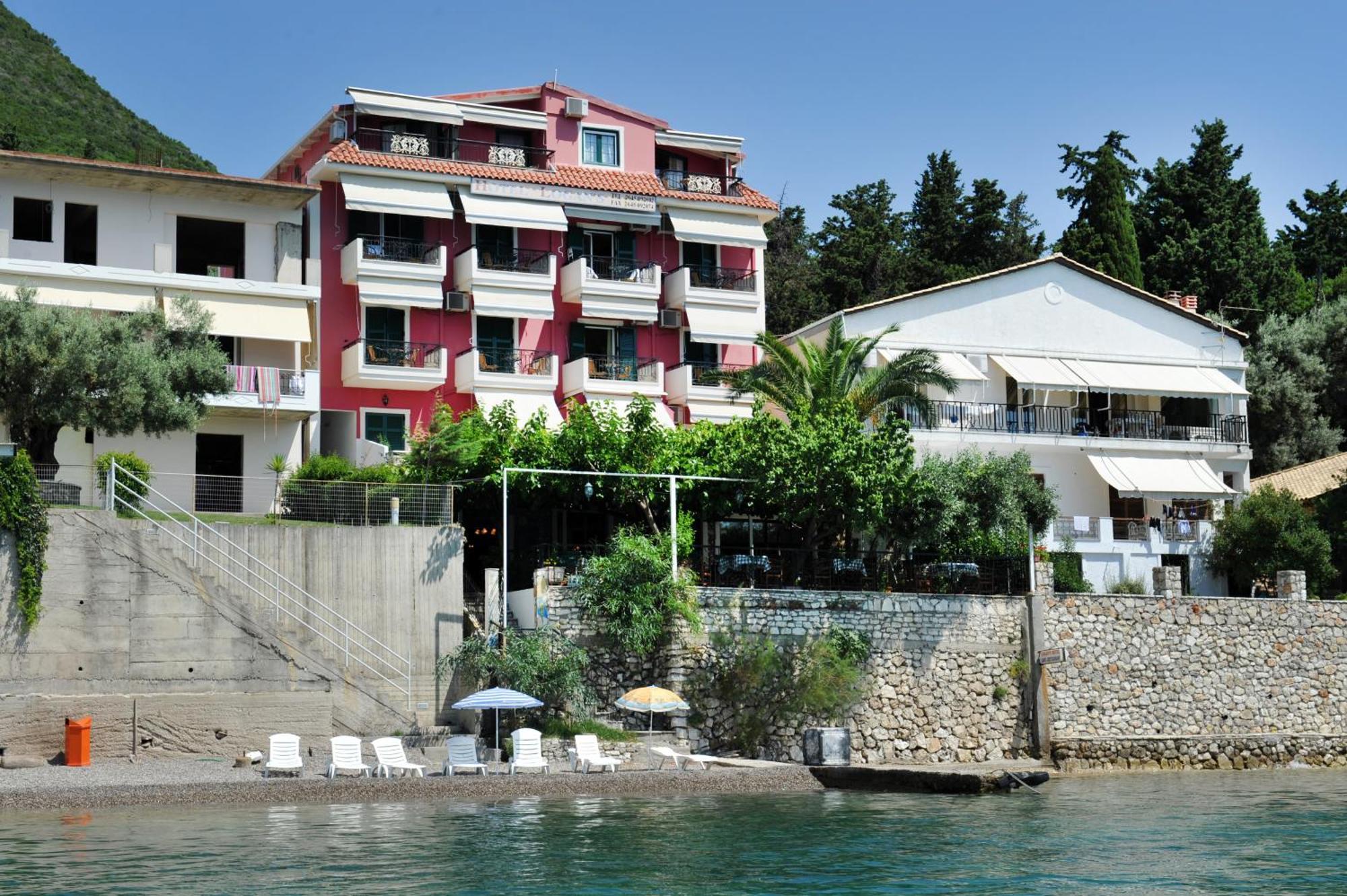 Logan'S Beach Hotel Nydri  Extérieur photo